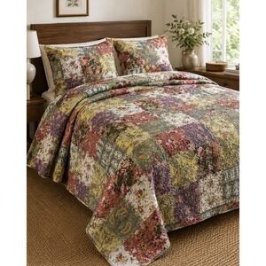 Vintage Floral Cottagecore Bedspread Quilt 92x90 Reversible